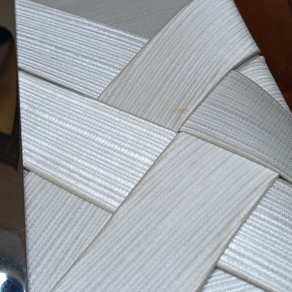 Vintage Art Deco Style White Satin Criss Cross Clutch with Hidden Chain - Picture 8 of 16